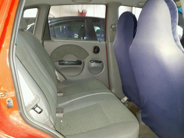 KL1TJ62624B182235 - 2004 CHEVROLET AVEO LS RED photo 6