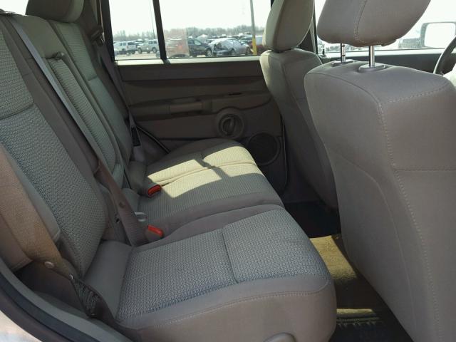 1J8HG48K77C670769 - 2007 JEEP COMMANDER TAN photo 6