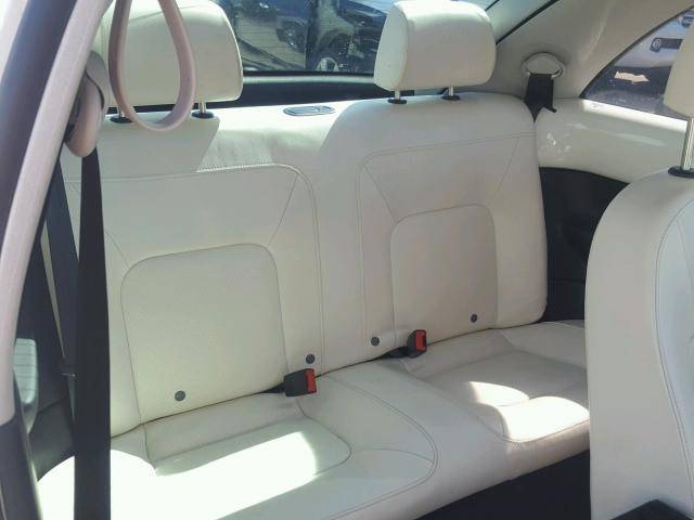 3VWFW31C18M520345 - 2008 VOLKSWAGEN NEW BEETLE 白色 照片 6