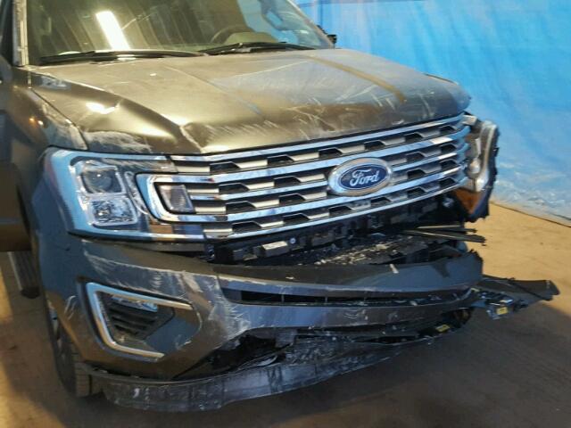 1FMJU2ATXJEA24528 - 2018 FORD EXPEDITION GRAY photo 9