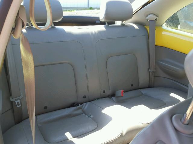 3VWCK31C44M409037 - 2004 VOLKSWAGEN NEW BEETLE 黄色 照片 6