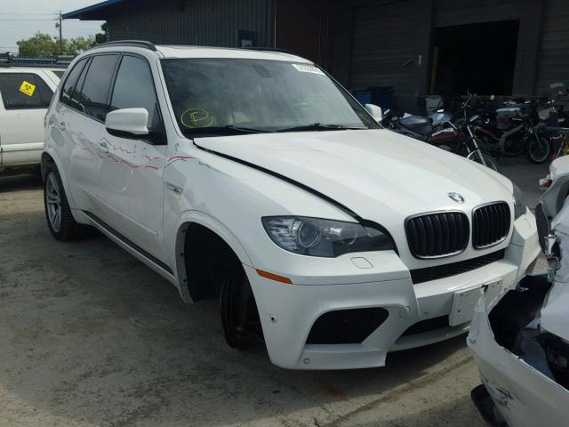5YMGY0C58BLK27055 - 2011 BMW X5 M WHITE photo 1
