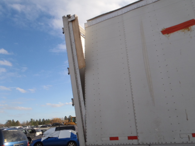 1GRAA06228T543036 - 2008 GREAT DANE TRAILER TRAILER WHITE photo 9