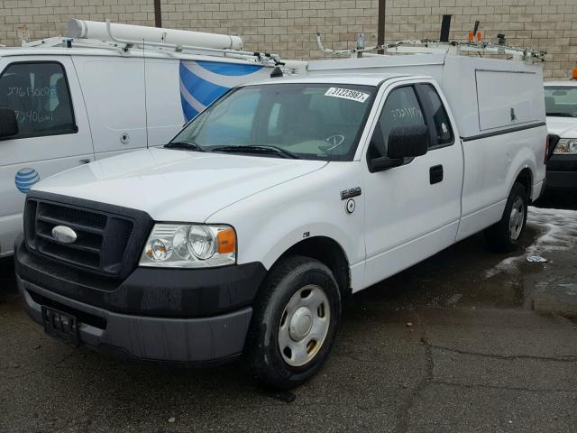 1FTRF12218KD93579 - 2008 FORD F150 WHITE photo 2