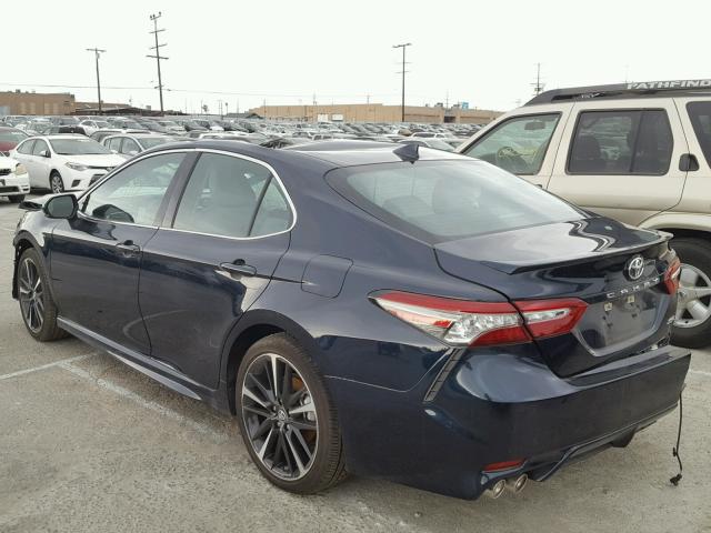 4T1B61HK4JU500090 - 2018 TOYOTA CAMRY XSE BLUE photo 3