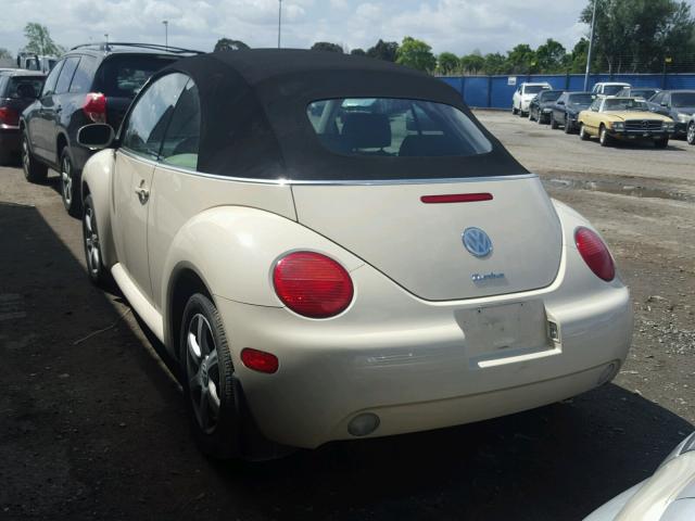 3VWCD31YX4M338819 - 2004 VOLKSWAGEN NEW BEETLE 黄色 照片 3