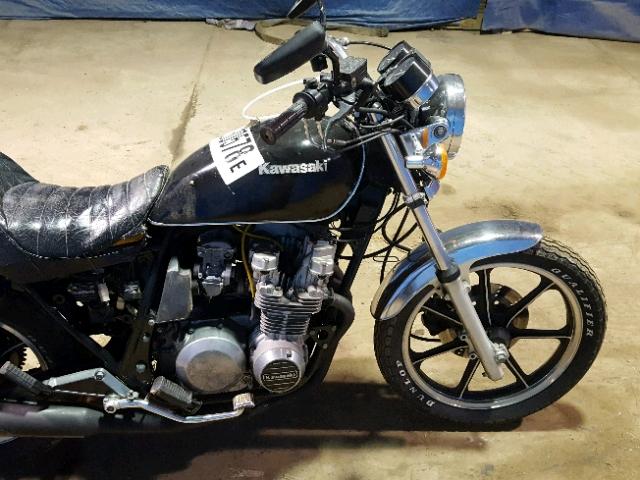 JKAKZFC18CB503168 - 1982 KAWASAKI KZ550 C BLACK photo 5