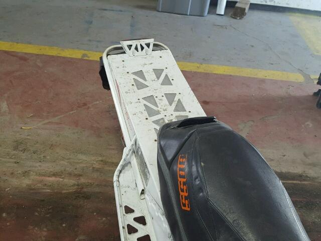 4UF12SNW2CT115556 - 2012 ARCTIC CAT M8  WHITE photo 6