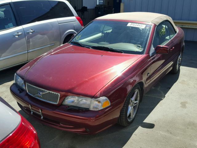 YV1NC53D31J017731 - 2001 VOLVO C70 TURBO RED photo 2