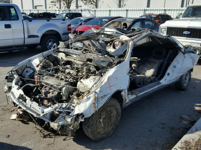 2HGEH2351RH505511 - 1994 HONDA CIVIC CX WHITE photo 2