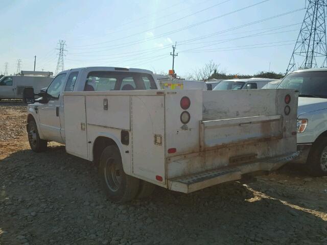 1FDWX36R48EC62563 - 2008 FORD F350 SUPER WHITE photo 3