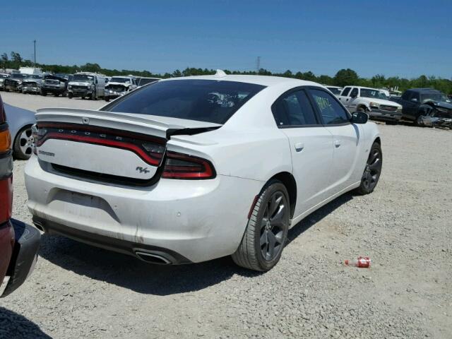 2C3CDXCT5JH209865 - 2018 DODGE CHARGER R/ WHITE photo 4