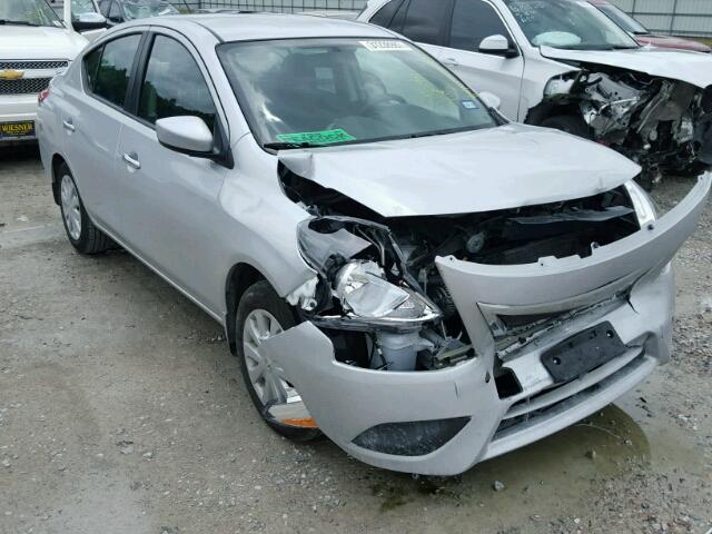 3N1CN7AP0HL812189 - 2017 NISSAN VERSA SILVER photo 1