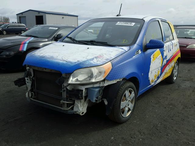 KL1TD66E89B339489 - 2009 CHEVROLET AVEO LS WHITE photo 2