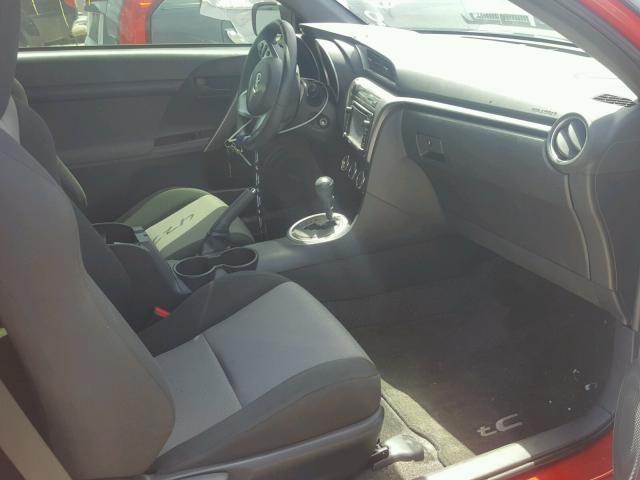 JTKJF5C76FJ001223 - 2015 TOYOTA SCION TC 红色 照片 5