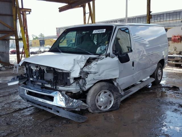 1FTNE2EW9ADA28566 - 2010 FORD ECONOLINE WHITE photo 2