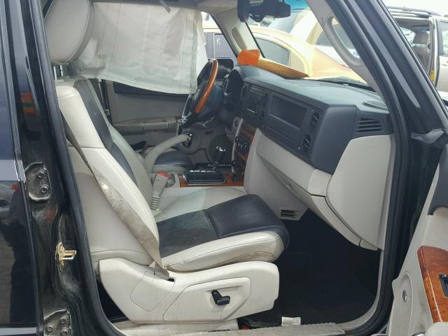 1J8HH68227C534154 - 2007 JEEP COMMANDER BLACK photo 5
