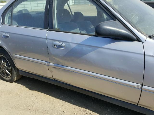 2HGEJ6613XH588537 - 1999 HONDA CIVIC BASE فضي صورة 9