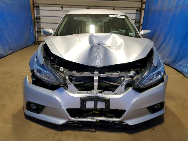 1N4AL3AP5HC219819 - 2017 NISSAN ALTIMA 2.5 SILVER photo 9