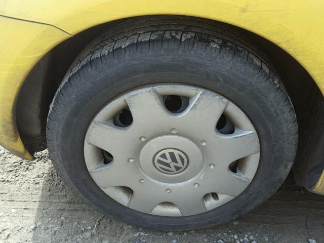 3VWBC21C4YM479405 - 2000 VOLKSWAGEN NEW BEETLE YELLOW photo 9