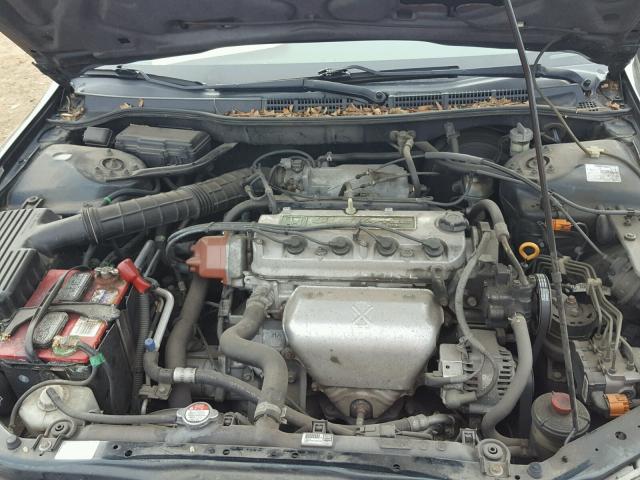 1HGCG6583YA114219 - 2000 HONDA ACCORD EX GREEN photo 7