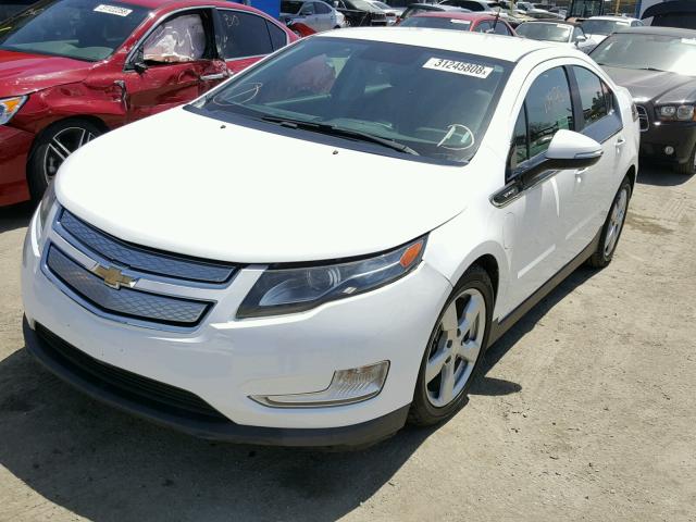 1G1RG6E49DU146180 - 2013 CHEVROLET VOLT WHITE photo 2