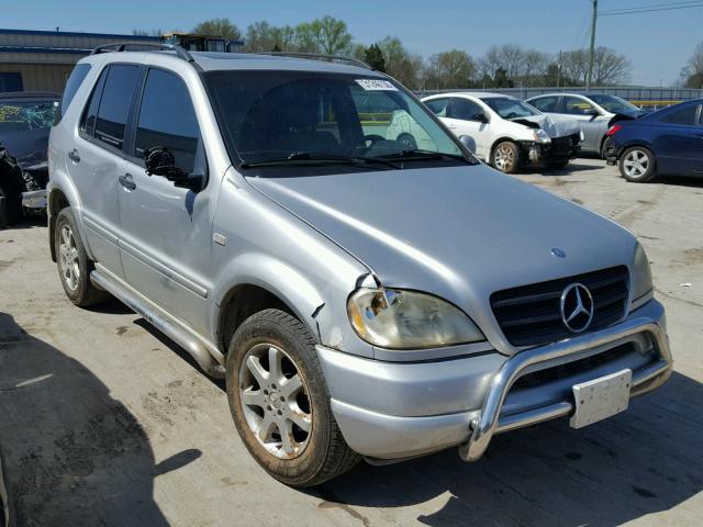 4JGAB72E1XA065911 - 1999 MERCEDES-BENZ ML 430 SILVER photo 1