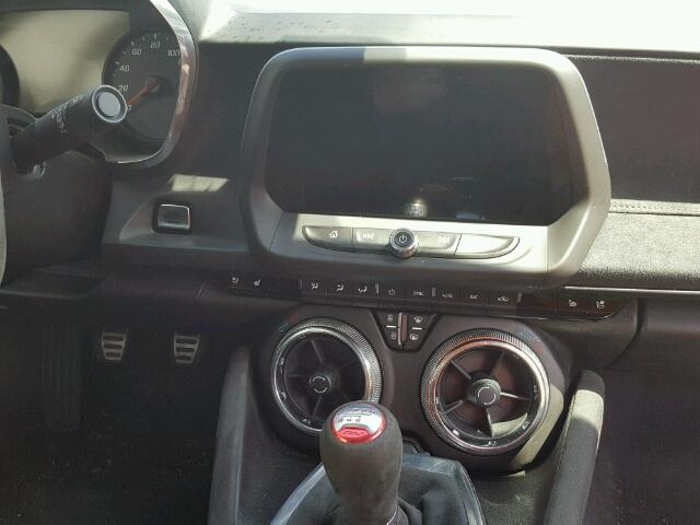 1G1FJ1R61H0173812 - 2017 CHEVROLET CAMARO ZL1 红色 照片 9