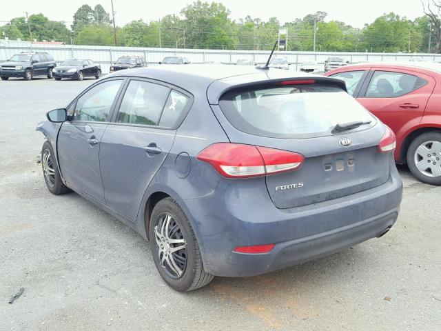 KNAFK5A87G5631926 - 2016 KIA FORTE LX GRAY photo 3