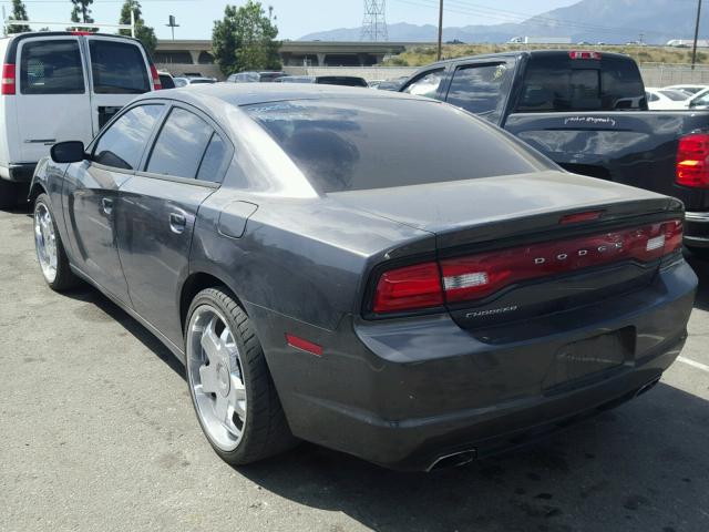 2C3CDXBG7DH612948 - 2013 DODGE CHARGER SE CHARCOAL photo 3