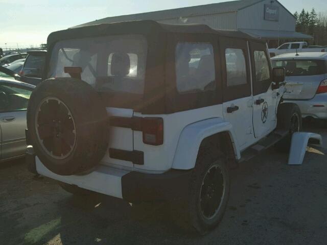 1C4BJWEG9CL275836 - 2012 JEEP WRANGLER U WHITE photo 4