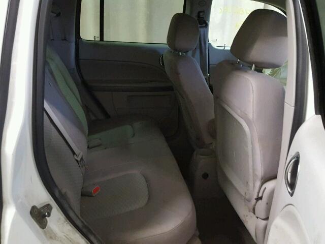 3GNBAADB5AS580922 - 2010 CHEVROLET HHR LS WHITE photo 6