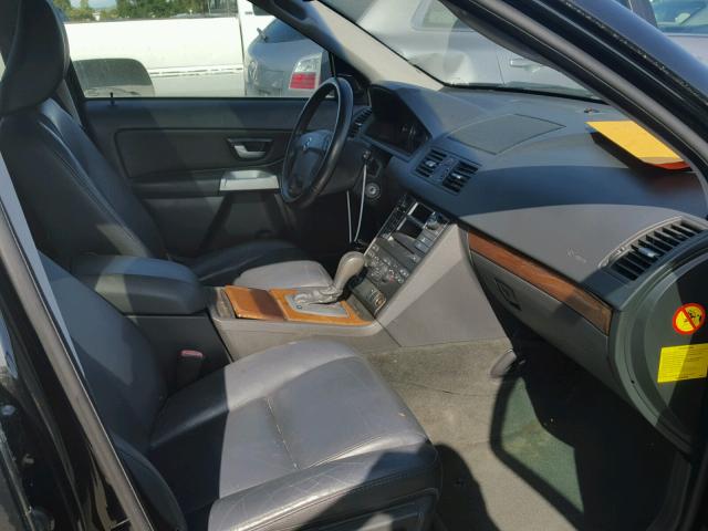 YV1CZ592151148335 - 2005 VOLVO XC90 BLACK photo 5