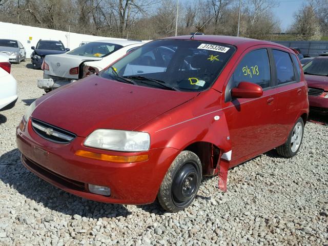 KL1TD66627B757844 - 2007 CHEVROLET AVEO BASE RED photo 2