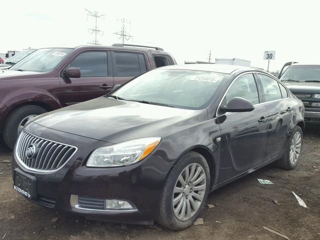 W04GN5EC2B1038028 - 2011 BUICK REGAL CXL PURPLE photo 2