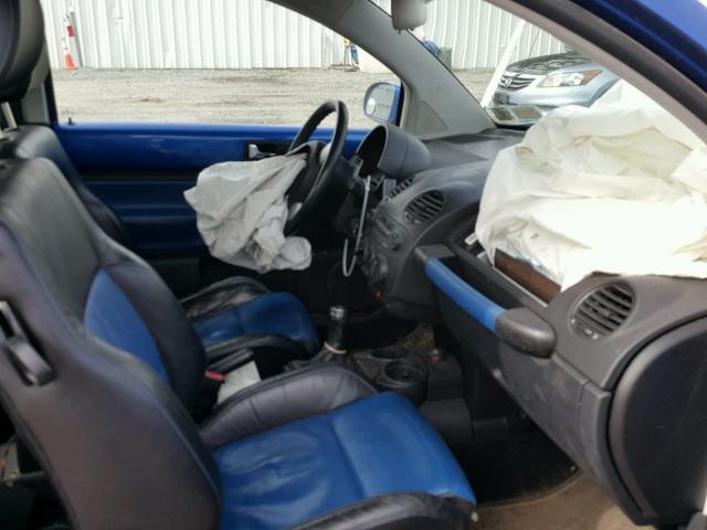 3VWCD21C53M437772 - 2003 VOLKSWAGEN NEW BEETLE 蓝色 照片 6