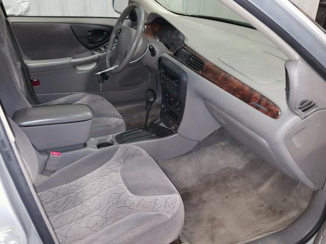 1G1NE52J02M719487 - 2002 CHEVROLET MALIBU LS 银色 照片 5