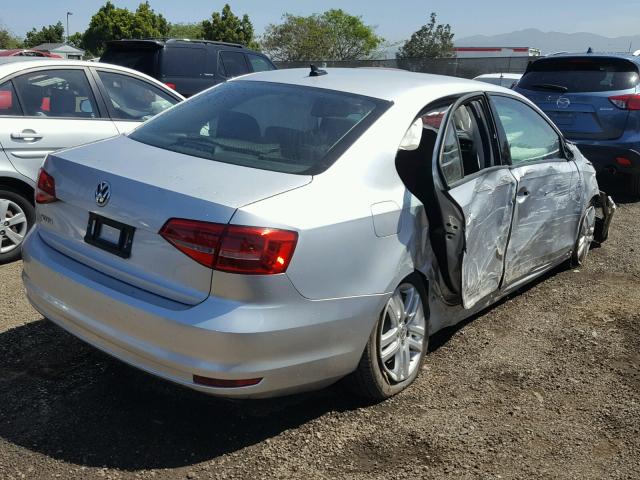 3VW2K7AJ4FM204208 - 2015 VOLKSWAGEN JETTA BASE 银色 照片 4