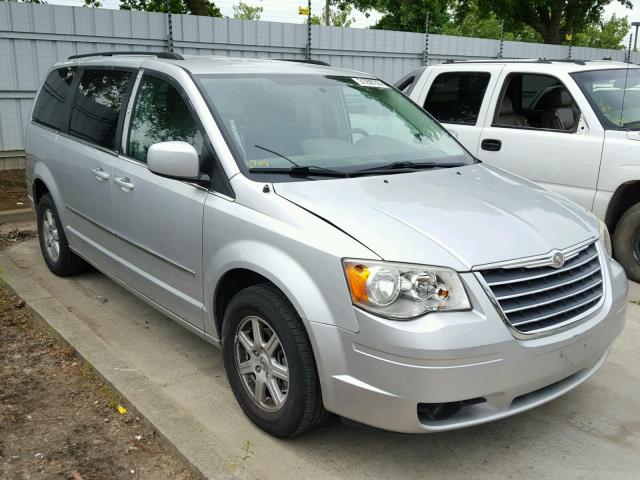 2A4RR5D17AR491813 - 2010 CHRYSLER TOWN & COU SILVER photo 1