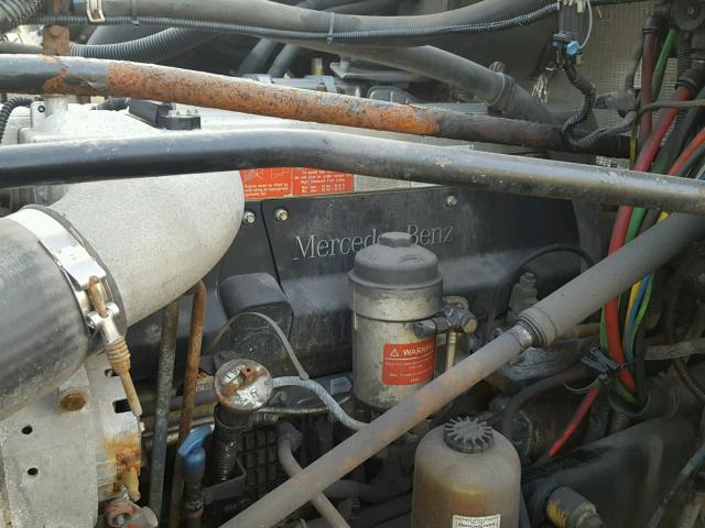 1FUJBBCV67LW86838 - 2007 FREIGHTLINER CONVENTION YELLOW photo 7