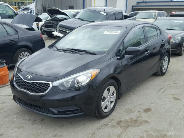 KNAFK4A6XF5390998 - 2015 KIA FORTE LX BLACK photo 2