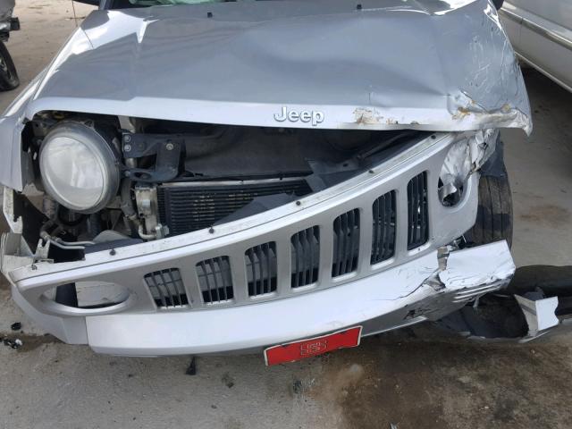 1J8FT48W38D522068 - 2008 JEEP PATRIOT LI SILVER photo 7