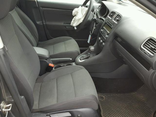 3VWPZ7AJ7BM614187 - 2011 VOLKSWAGEN JETTA S 灰色 照片 5