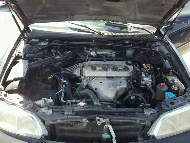 19UYA1251VL011949 - 1997 ACURA 2.2CL Қара фото 7