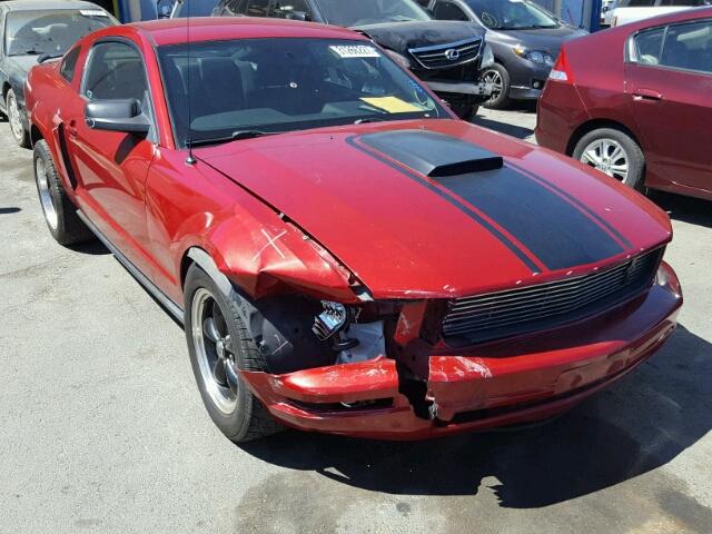 1ZVHT80N685197014 - 2008 FORD MUSTANG RED photo 1