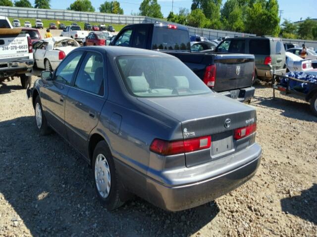 4T1BG22K6VU020747 - 1997 TOYOTA CAMRY CE GRAY photo 3