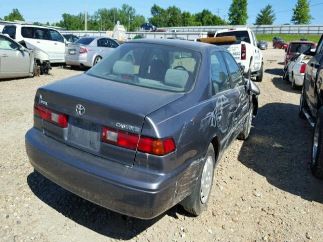 4T1BG22K6VU020747 - 1997 TOYOTA CAMRY CE GRAY photo 4