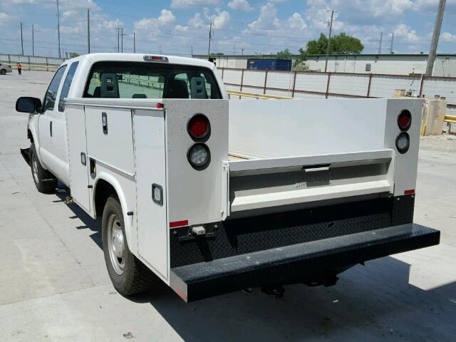 1FD7X2A64GEC75629 - 2016 FORD F250 SUPER WHITE photo 3