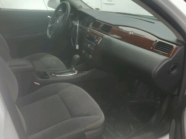 2G1WG5EK2B1311863 - 2011 CHEVROLET IMPALA LT WHITE photo 5