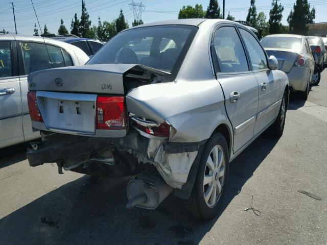 KNAGD128045351217 - 2004 KIA OPTIMA LX GRAY photo 4